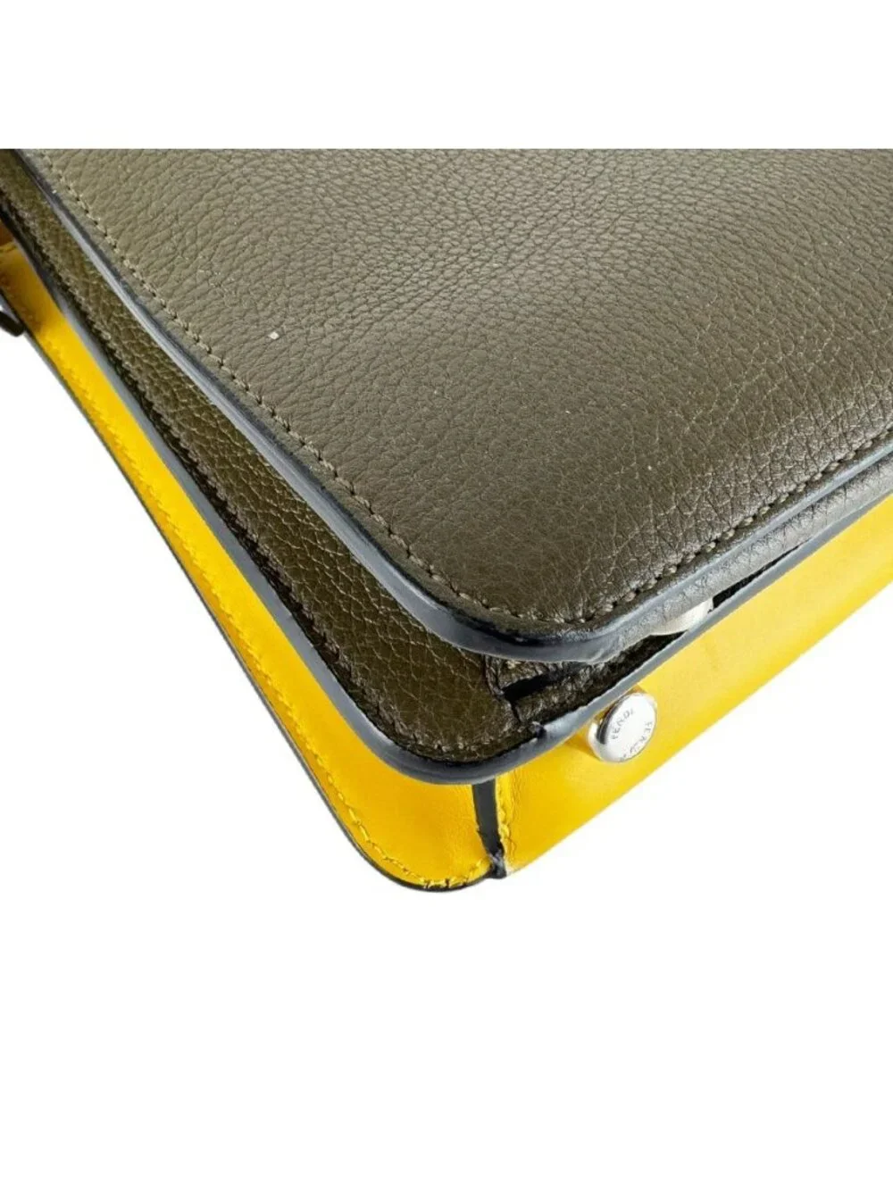 Fendi Shoulder Bag Peekaboo ISeeU